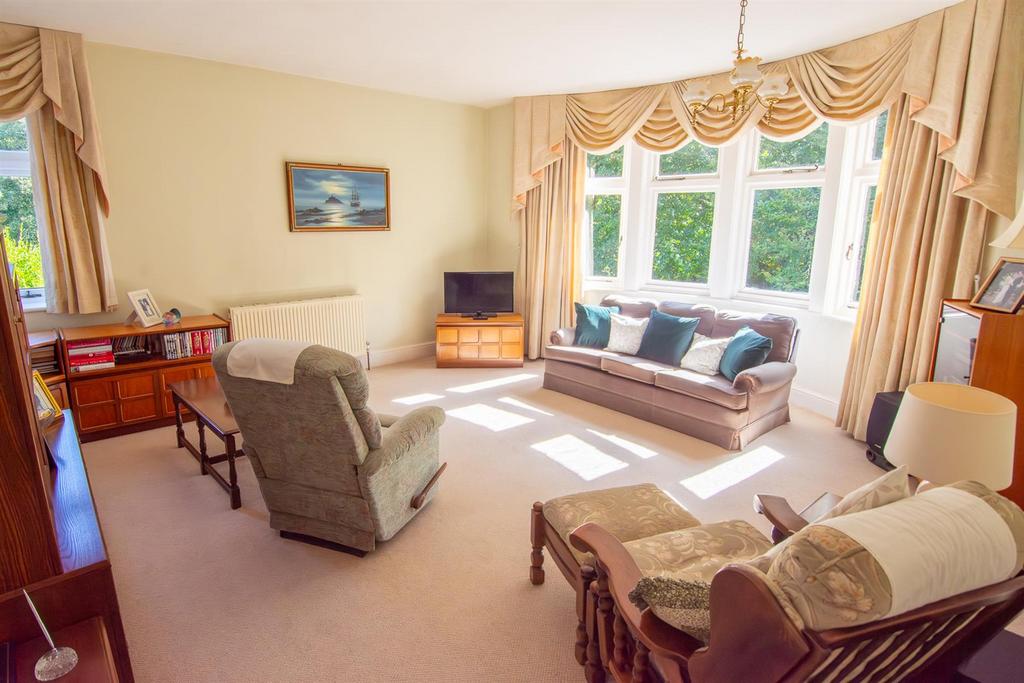 0925 01 - Penvearn, West Trewirgie Road, Redruth (