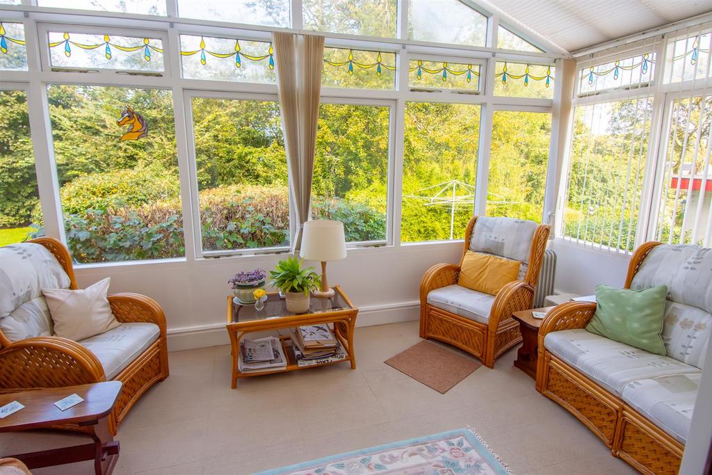 0925 01 - Penvearn, West Trewirgie Road, Redruth (