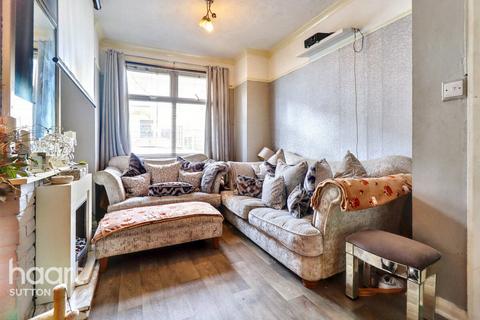 2 bedroom end of terrace house for sale, Clarence Road, Sutton