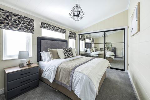 undefined, Norwich, Norfolk, NR9