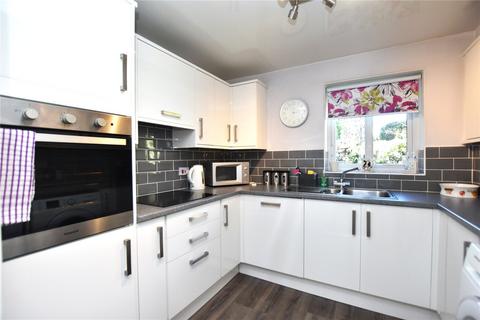 2 bedroom apartment for sale, Flat 1, Orchard Court, Orchard Lane, Guiseley, Leeds, West Yorkshire