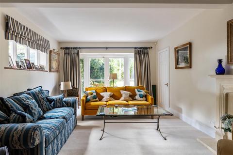 undefined, Cliftons Lane, Reigate