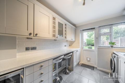 3 bedroom semi-detached house for sale, Chelmer Drive, Brentwood