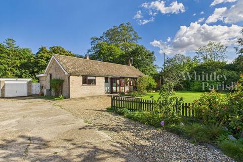undefined, Church Close, Hoxne
