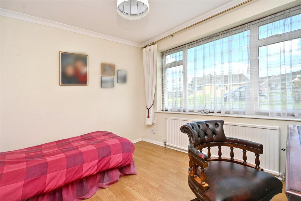 DSC 2114 blurred.jpg