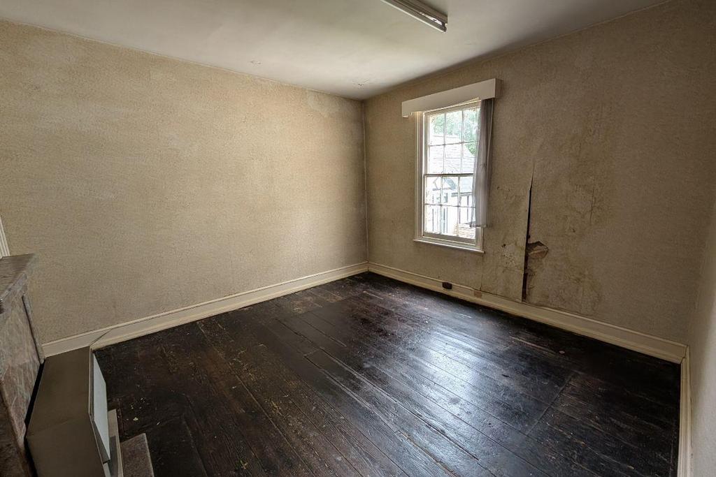 1stfloor2ndcropped2.jpg