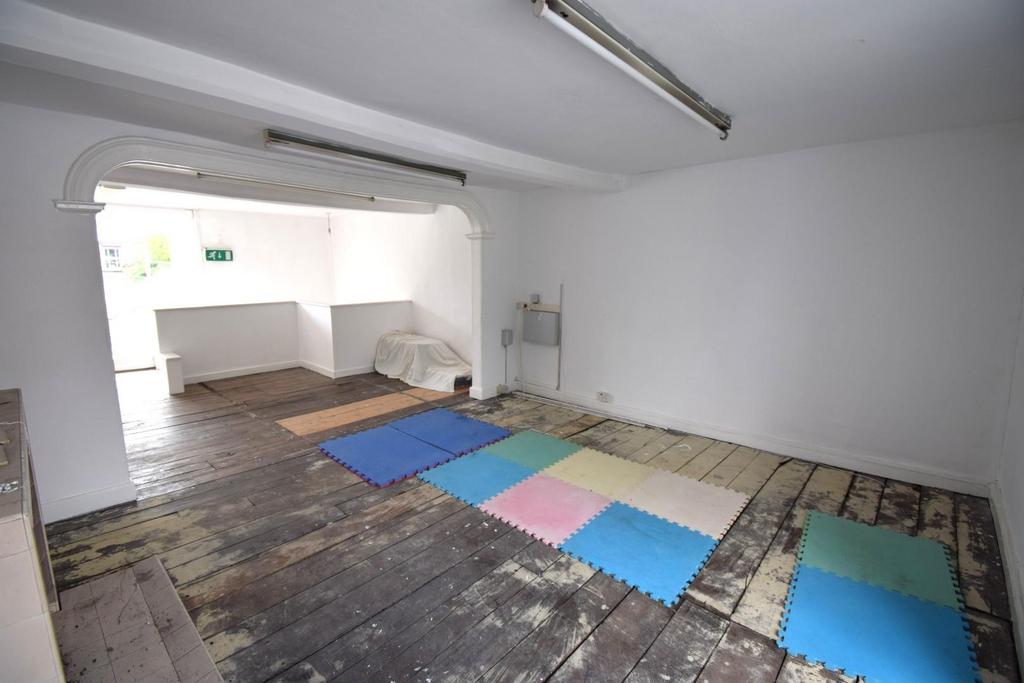 Living Room / Kitchen or Office Space