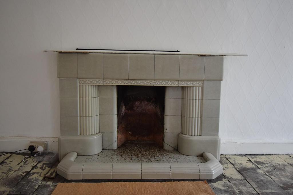 Main Living Room / Lounge