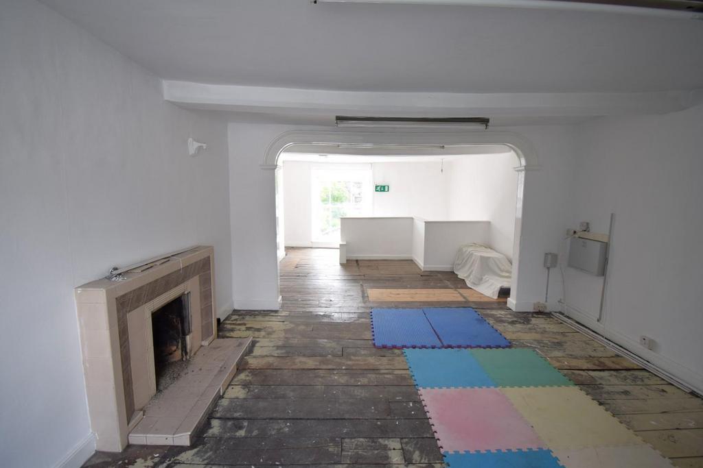 Living Room / Kitchen or Office Space