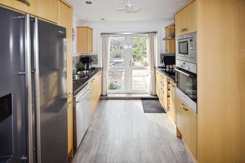 4 bedroom semi-detached house for sale, Dormy Avenue, Winthorpe PE25