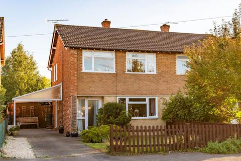 104 Tobyfield Road, Bishops Cleeve, Cheltenham, GL52 8PG