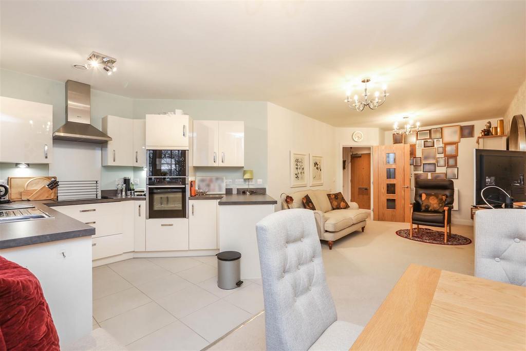Lounge/Kitchen