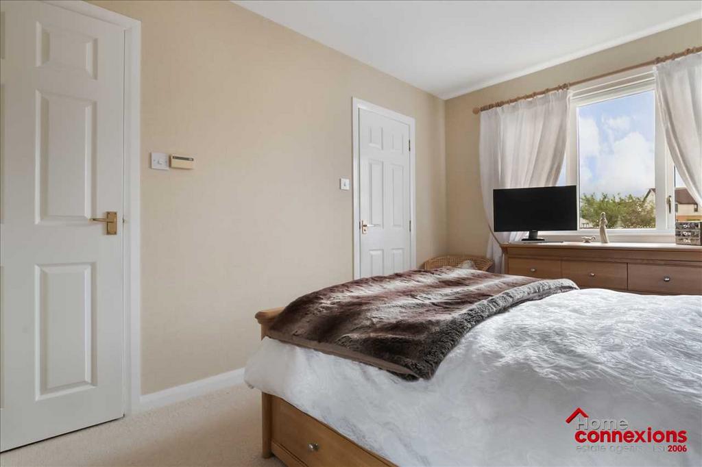 Bedroom One (2)