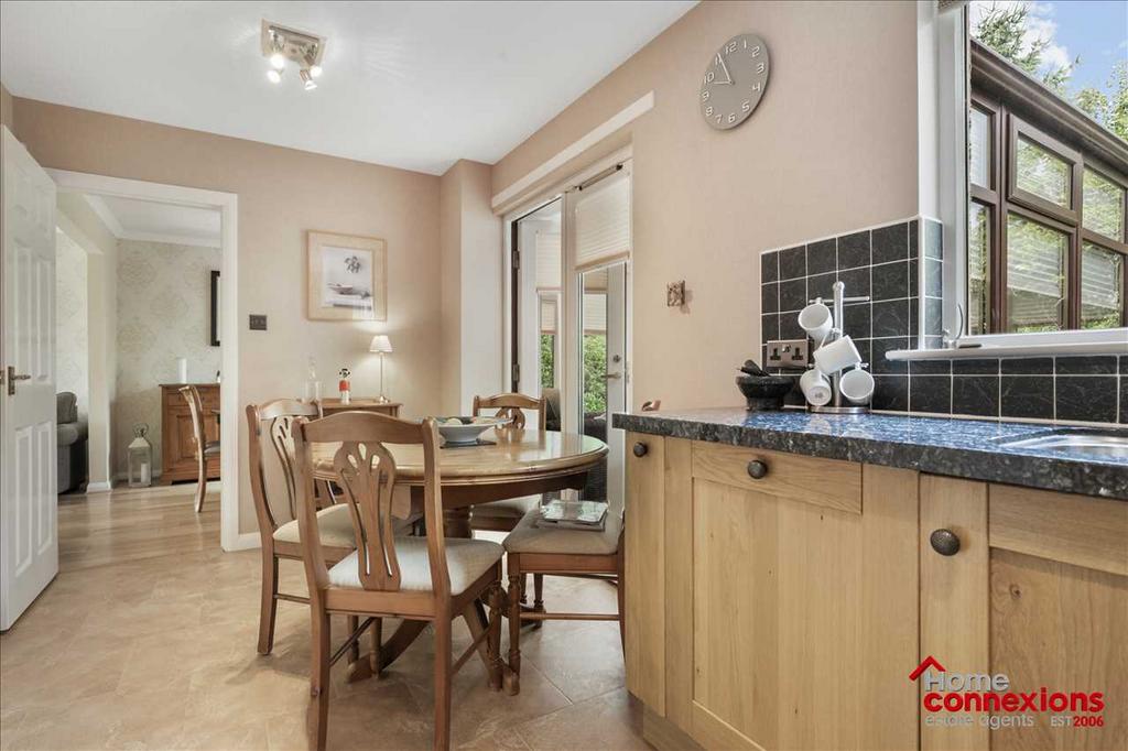Kitchen (2)