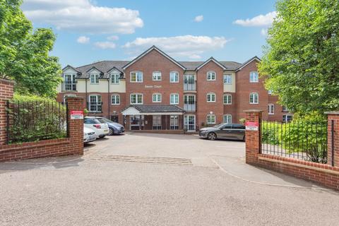 undefined, Queen Street, Hitchin, SG4