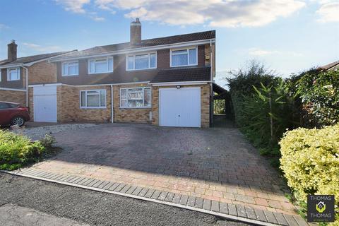 undefined, Mowberry Close, Longlevens