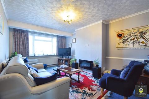 undefined, Mowberry Close, Longlevens