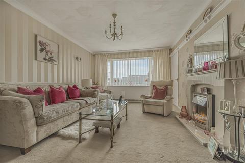 undefined, Twyni Teg, Killay, Swansea