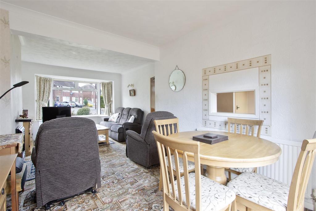 Living/Dining Room