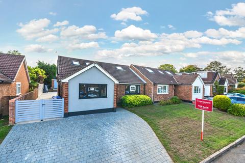 Romans Way, Pyrford, GU22