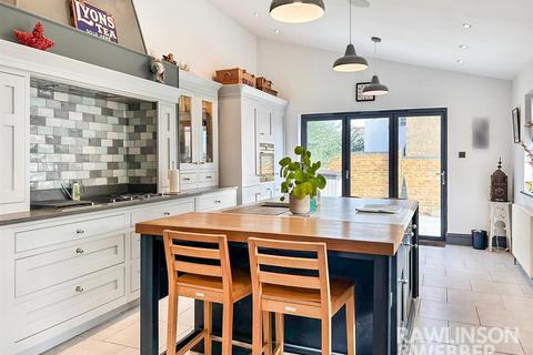 4 bedroom detached house for sale, Park Road, East Molesey KT8