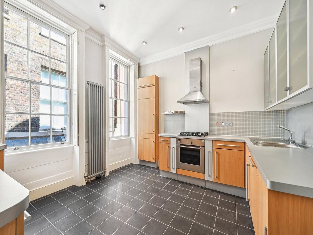 Earlham Street