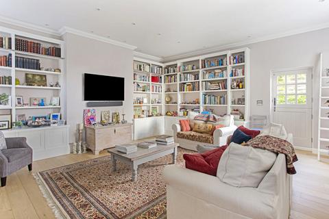 5 bedroom detached house for sale, Bunch Lane, Haslemere, West Sussex GU27 1ET