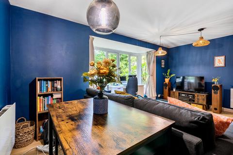 1 bedroom apartment for sale, Linwood Close, London