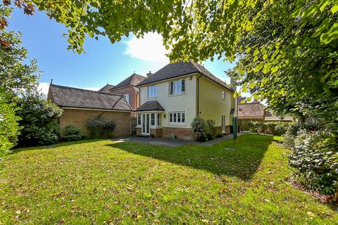 5 Beltane Close, East Preston, Littlehampton, BN16 1FH