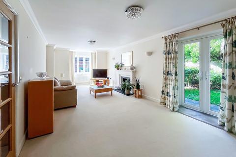 5 Beltane Close, East Preston, Littlehampton, BN16 1FH