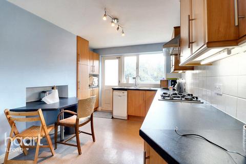 3 bedroom terraced house for sale, Perth Road, Ilford