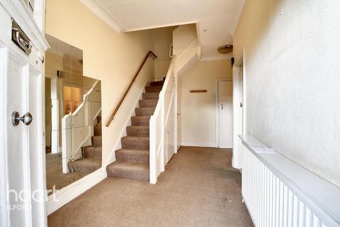 3 bedroom terraced house for sale, Perth Road, Ilford