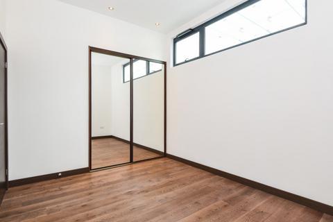 undefined, Stanley Kubrick Road, Denham, UB9