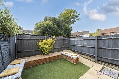 2 bedroom terraced house for sale, Hillside Gardens, Addlestone, Surrey, KT15
