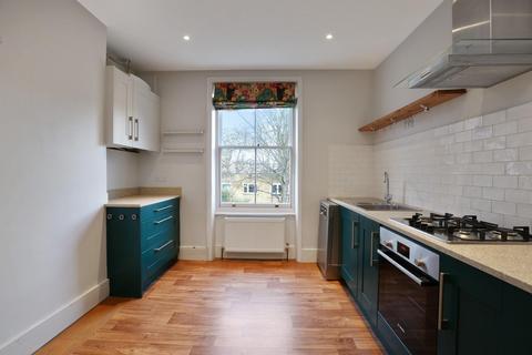 2 bedroom flat for sale, Eastlake Road, London, SE5