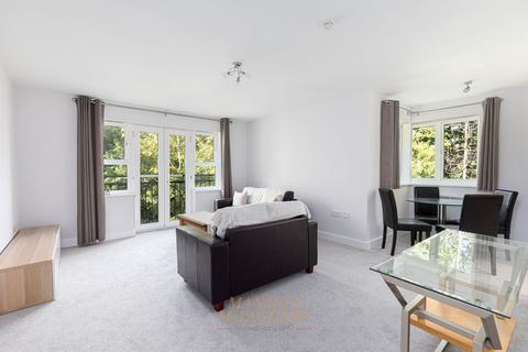 2 bedroom flat for sale, Three Bridges Road, Crawley RH10