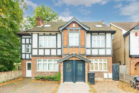 Southdown Avenue, London W7