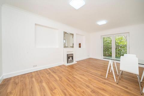 undefined, Southdown Avenue, London W7