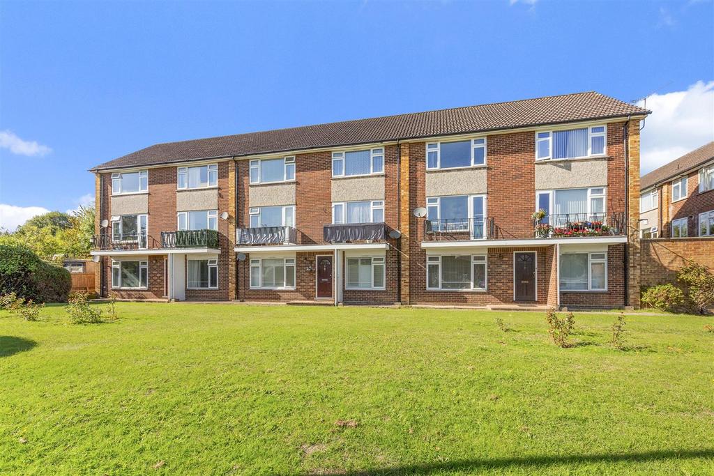 Flat 14, Clifton Court Marlow Road, HP11 1 TE-15.jp