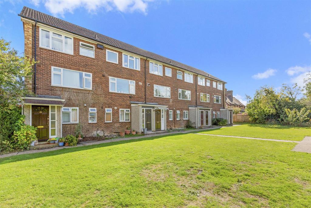 Flat 14, Clifton Court Marlow Road, HP11 1 TE-11.jp