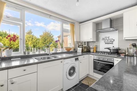 undefined, Marlow Road, High Wycombe HP11