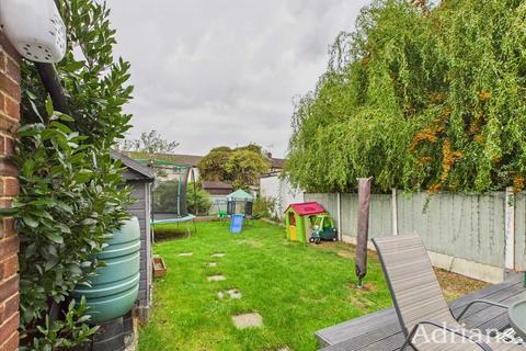 undefined, Cheviot Drive, Chelmsford