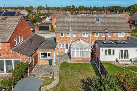 3 bedroom semi-detached house for sale, Nabbott Road, Chelmsford