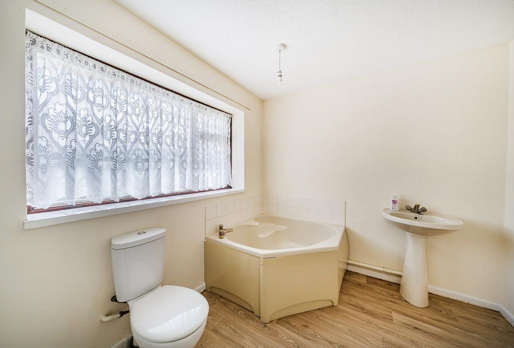 1342153-8-68b991c...