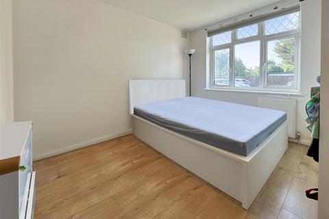 26 Westbury Road, Feltham, TW13 5HQ