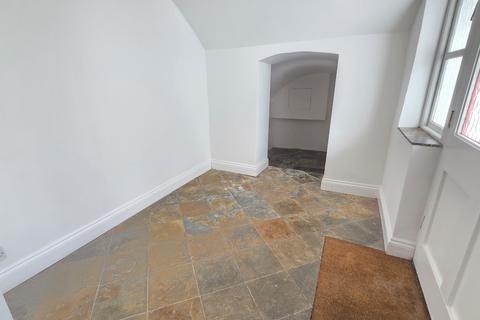 2 bedroom flat to rent, Lewes Crescent, Brighton, BN2