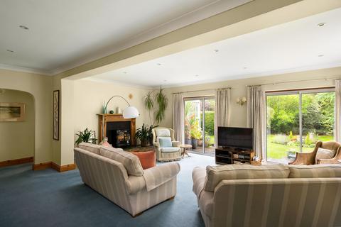 undefined, Broadplat, Henley-on-Thames RG9