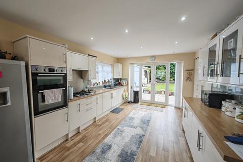 4 bedroom detached house for sale, Beeston Drive, Winsford CW7