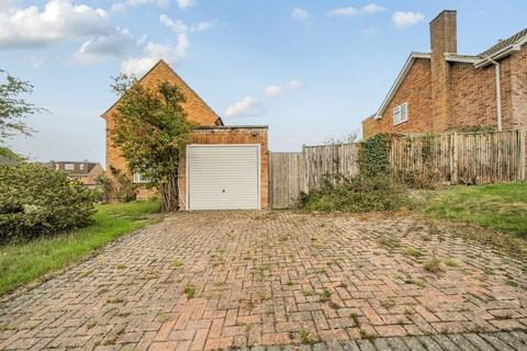 undefined, Crawford Close, Reading RG6
