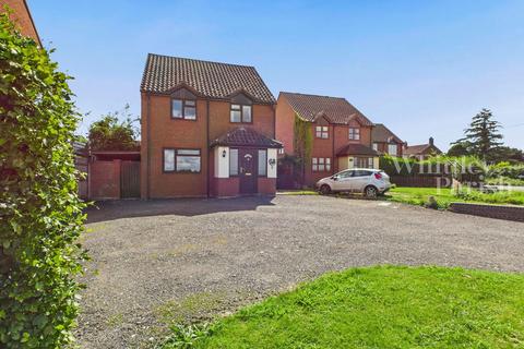 3 bedroom detached house for sale, The Street, Tibenham
